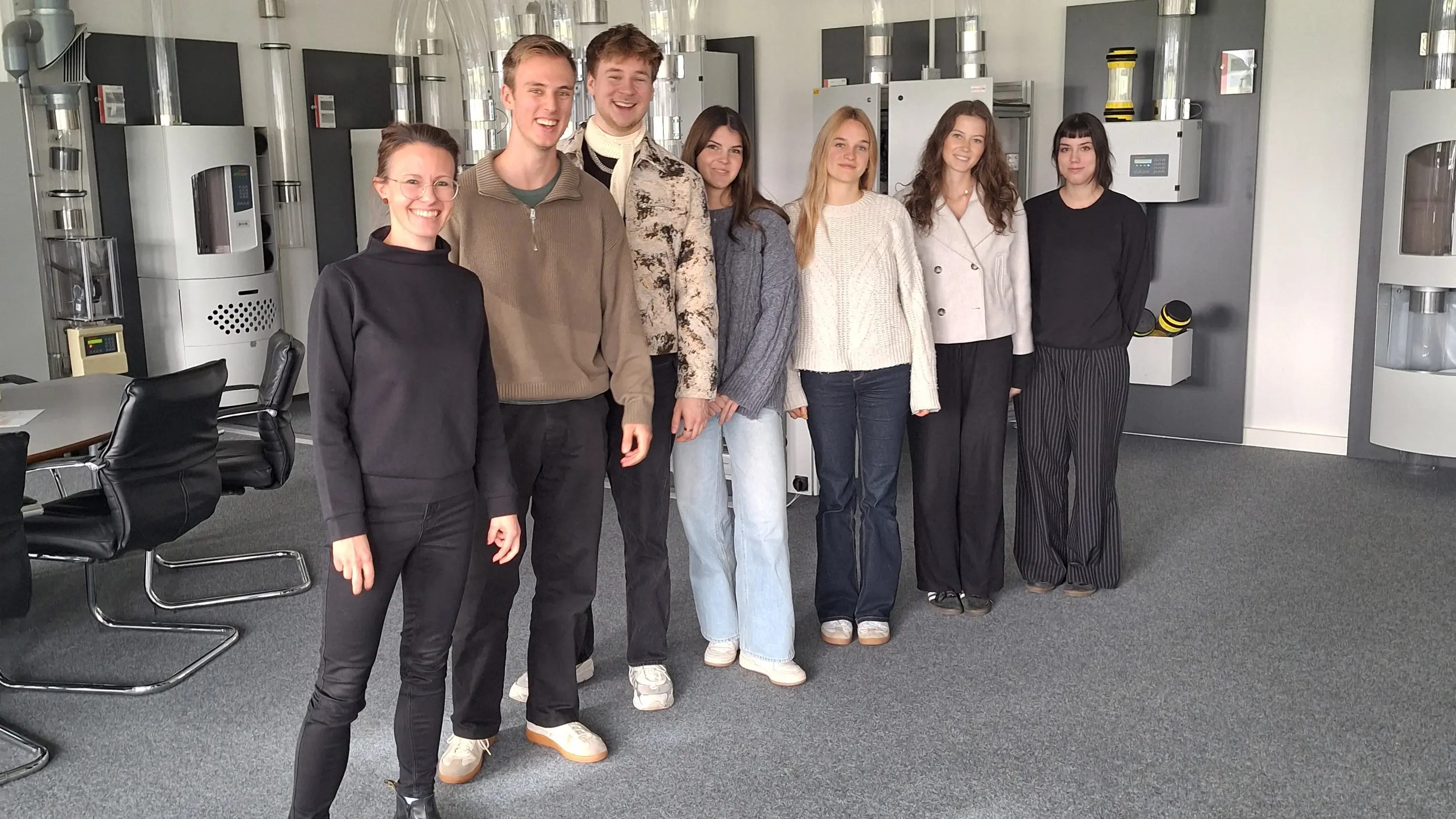 HdM Studierende auf Exkursion bei Aerocom in Schwäbisch Gmünd